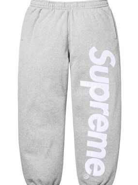Supreme ' Grey Logo Sweatpants